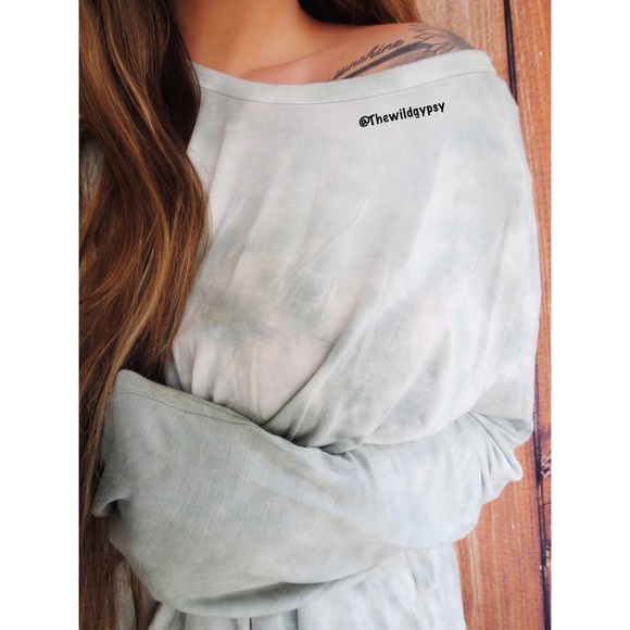 NWT | American Eagle Ultra soft long sleeve 🌿 - Picture 7 of 8